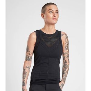 NWT ATHLETA Oxygen Tank Mesh Cutouts Black